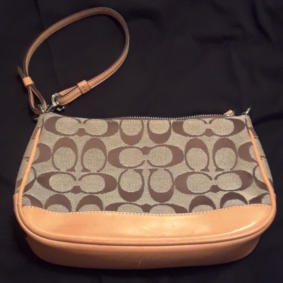 Coach Handbags - REDUCED! Coach clutch